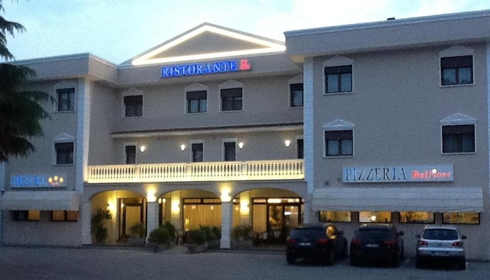 Hotel Belfiore Salzano Zewnętrze zdjęcie