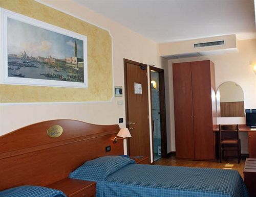 Hotel Belfiore Salzano Zewnętrze zdjęcie