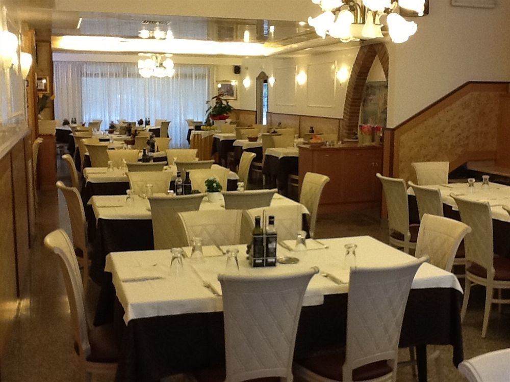 Hotel Belfiore Salzano Zewnętrze zdjęcie